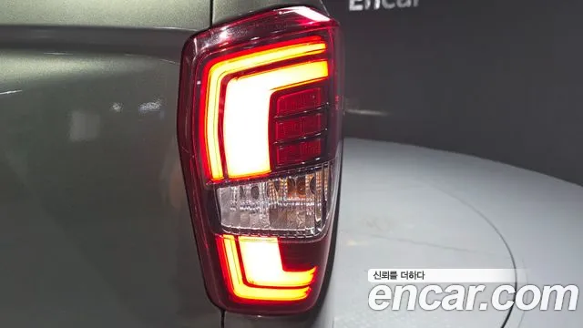 KG_Mobility_Ssangyong Rexton Новый Rexton Sport Khan Дизель 2.2 4WD — Фото автомобиля 22