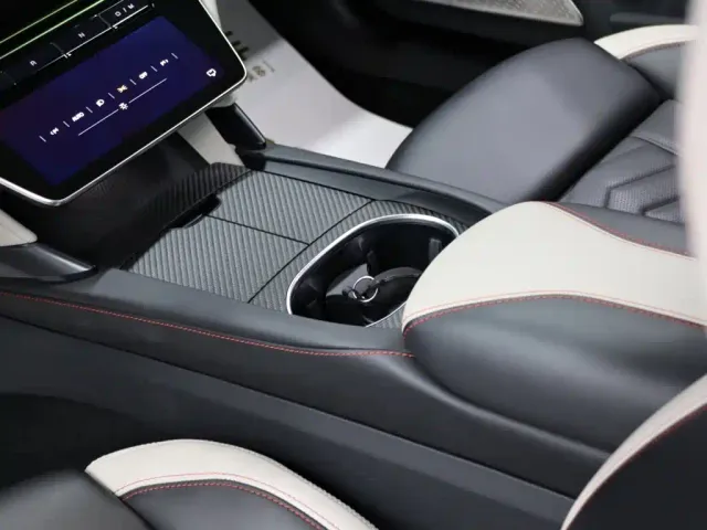 Maserati GranTurismo — Фото автомобиля 12