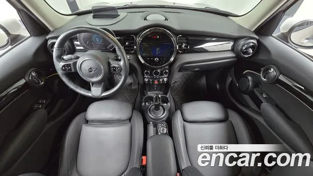 MINI Cooper — Фото автомобиля 10