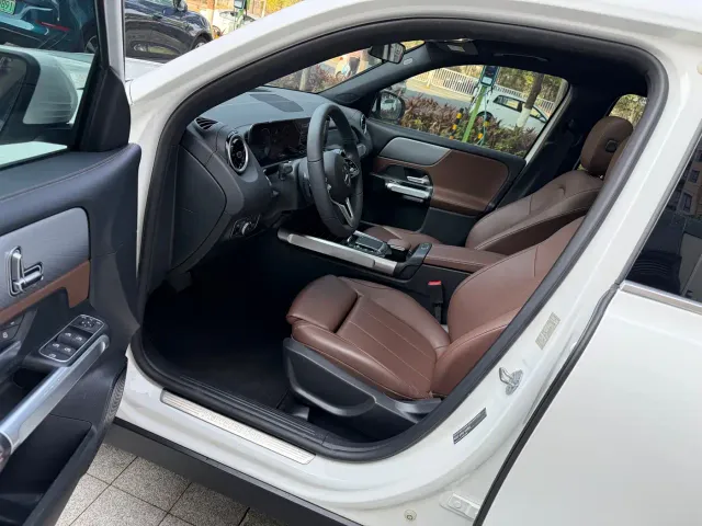 Mercedes-Benz GLB-Class — Фото автомобиля 5