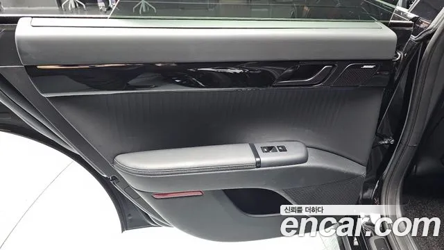 Hyundai Grandeur GN7 — Фото автомобиля 14