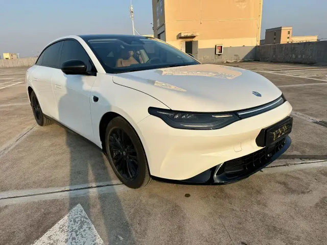 Leapmotor C01 — Фото автомобиля 3