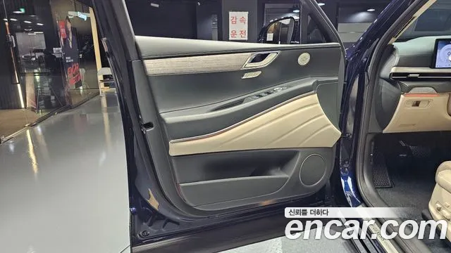 Genesis GV80 2.5T Бензин 2WD — Фото автомобиля 24