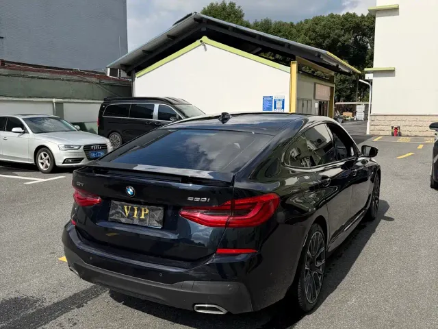 BMW 6 Series Gran Turismo — Фото автомобиля 8