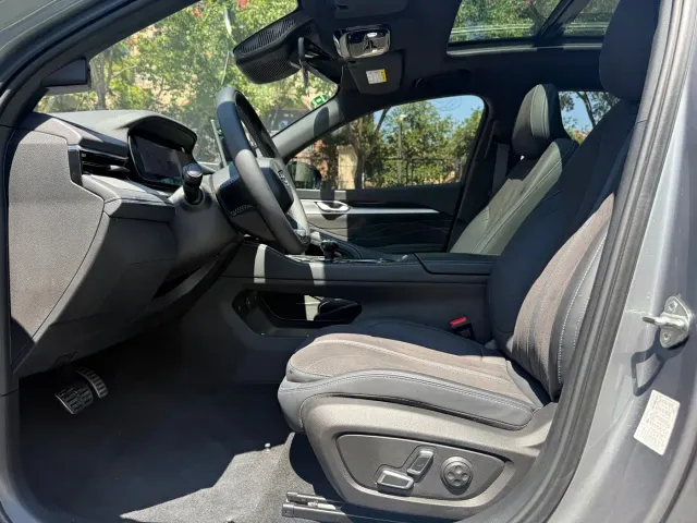 Geely Xingrui — Фото автомобиля 9
