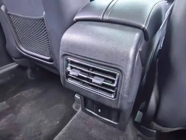 Lincoln Corsair — Фото автомобиля 11