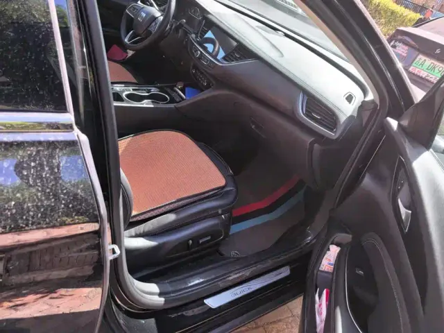 Buick Regal — Фото автомобиля 8