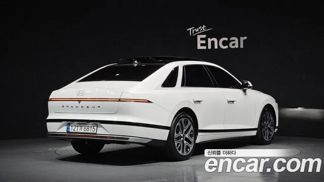 Hyundai Grandeur GN7 — Фото автомобиля 2