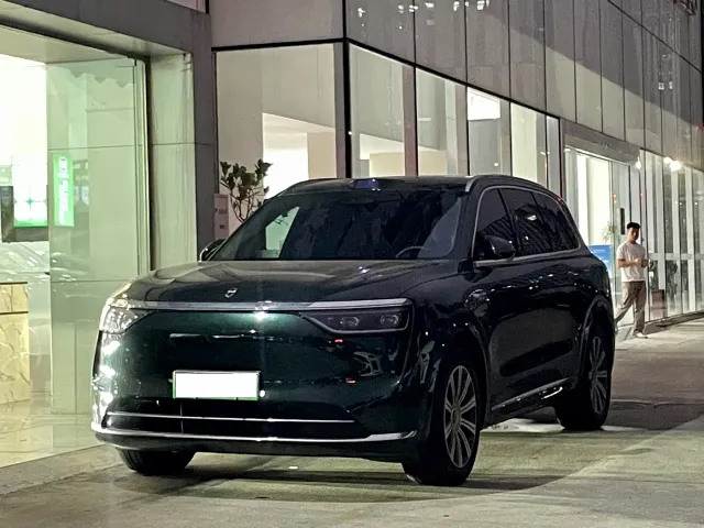 Фотография автомобиля — Aito M8