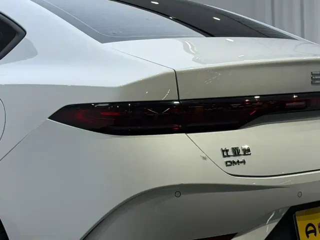 BYD Qin PLUS — Фото автомобиля 7