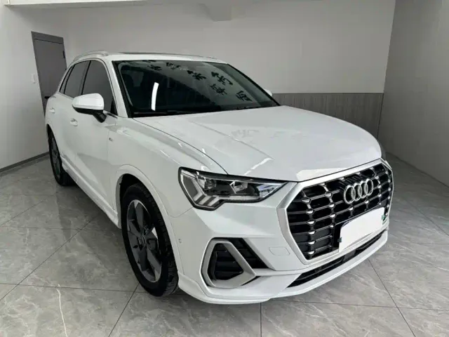 Audi Q3 — Фото автомобиля 2