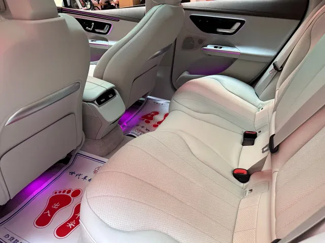 Mercedes-Benz EQE — Фото автомобиля 20