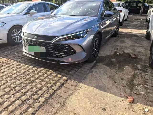 Фотография автомобиля — BYD Qin L