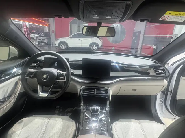 BYD Qin PLUS — Фото автомобиля 6