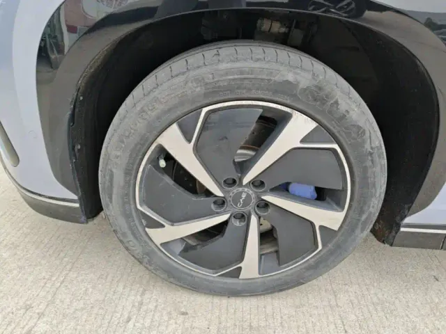 BYD Sealion 07 EV — Фото автомобиля 22