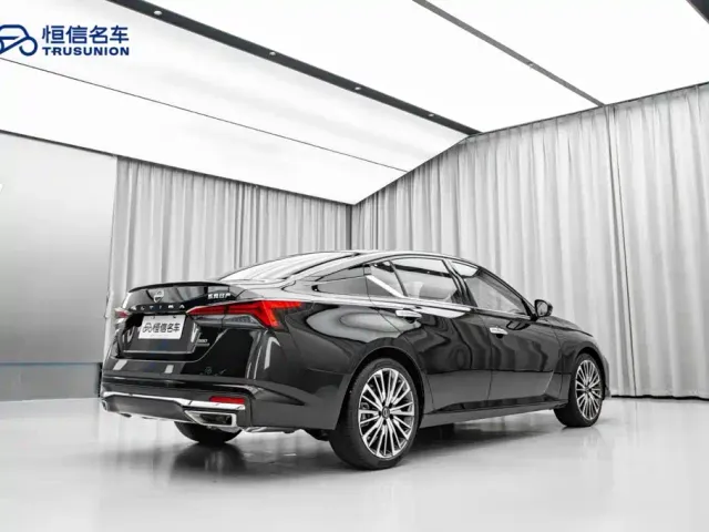 Nissan Teana — Фото автомобиля 5