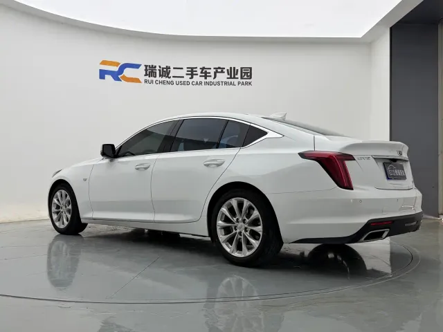 Cadillac CT5 — Фото автомобиля 6
