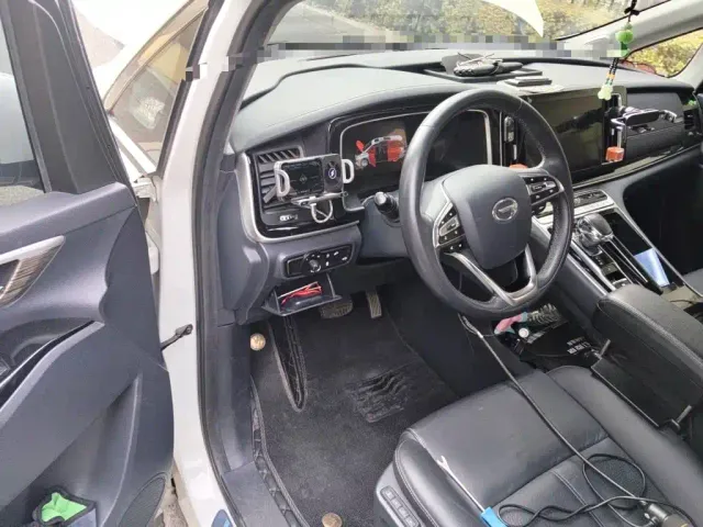 GAC Trumpchi M8 — Фото автомобиля 17