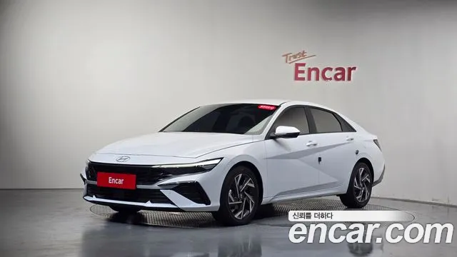 Hyundai AVANTE Новый Avante (CN7) — Фото автомобиля 10