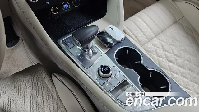 Genesis G70 New — Фото автомобиля 12
