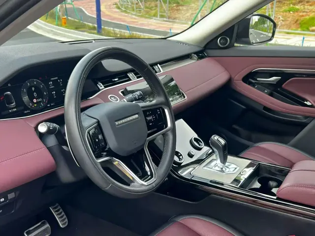 Land Rover Range Rover Evoque — Фото автомобиля 4