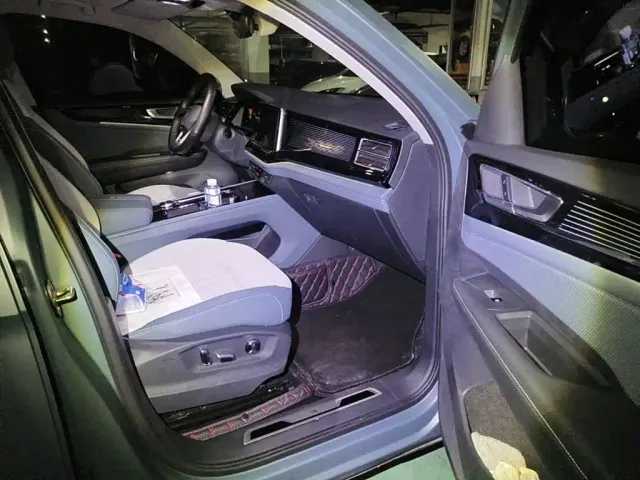 Volkswagen Teramont — Фото автомобиля 13
