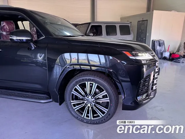 Lexus LX — Фото автомобиля 2
