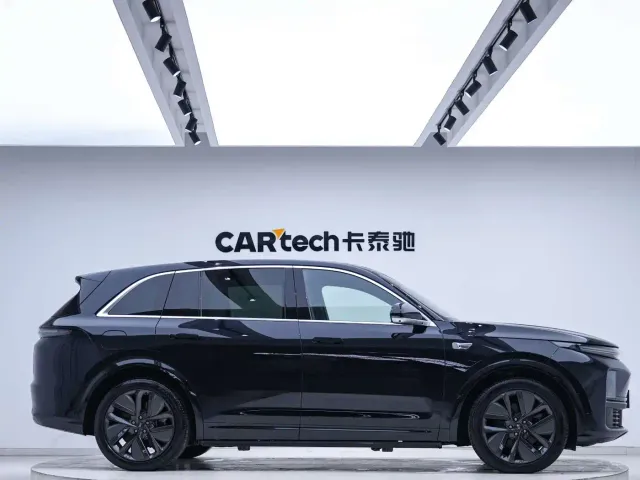 Li Auto L7 — Фото автомобиля 3