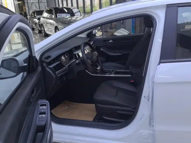 Chery Arrizo 5 — Фото автомобиля 9