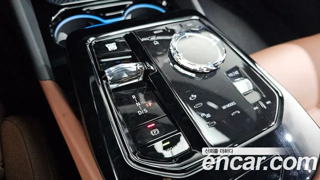 BMW 5-Series 5 серия (G60) 530i xDrive M Sport — Фото автомобиля 9