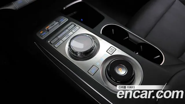 Genesis GV70 Electrified GV70 — Фото автомобиля 9