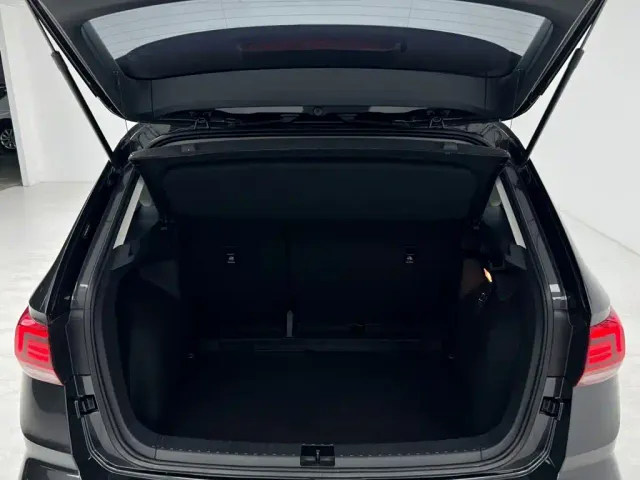 Volkswagen Tharu — Фото автомобиля 19