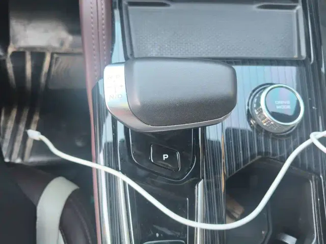 Geely Xingyue L — Фото автомобиля 10