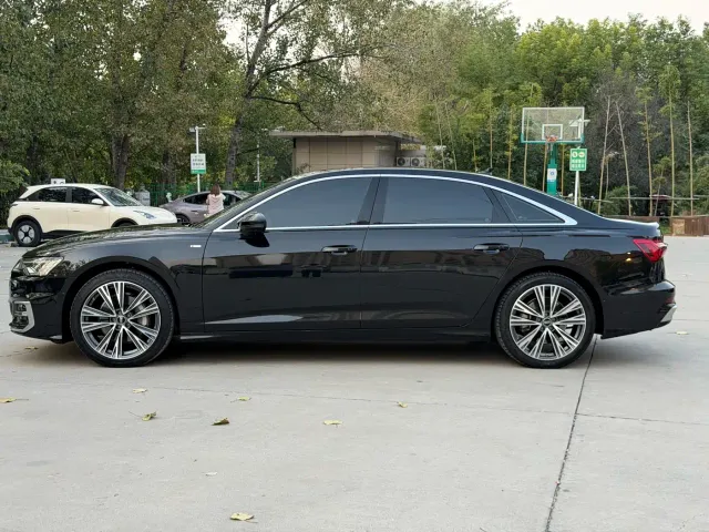 Audi A6L — Фото автомобиля 8
