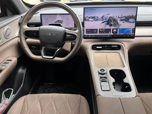 Chery Tiggo 8 PLUS — Фото автомобиля 18