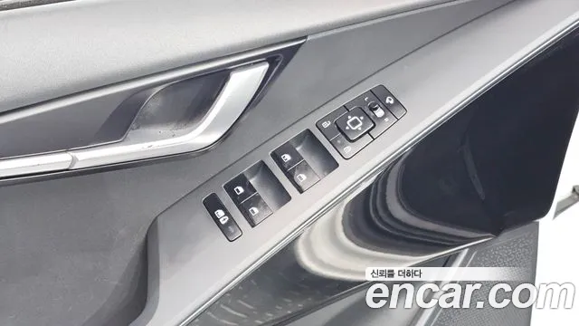 Kia Niro New — Фото автомобиля 19
