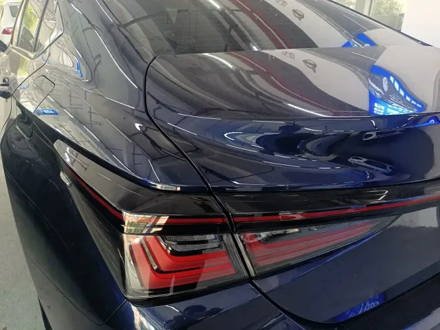 Lexus ES — Фото автомобиля 10