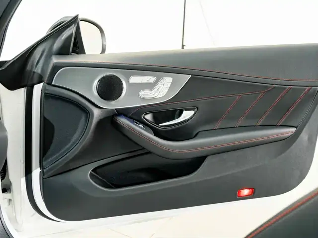 Mercedes-Benz C-Class — Фото автомобиля 15