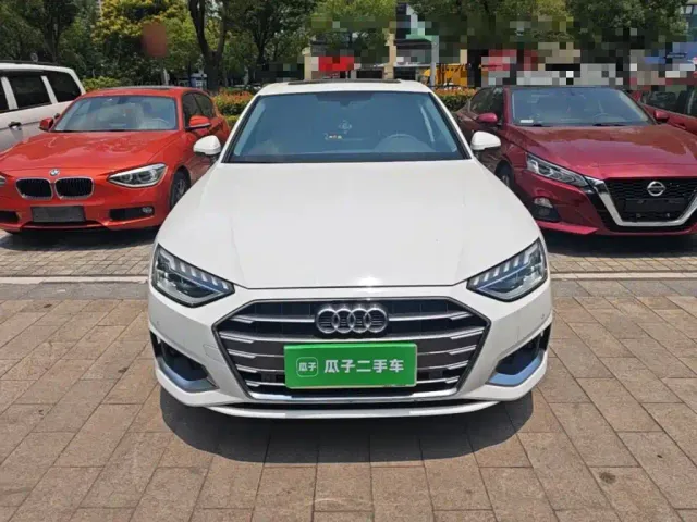 Audi A4L — Фото автомобиля 2
