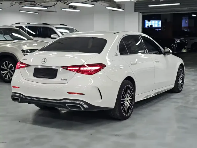 Mercedes-Benz C-Class — Фото автомобиля 4