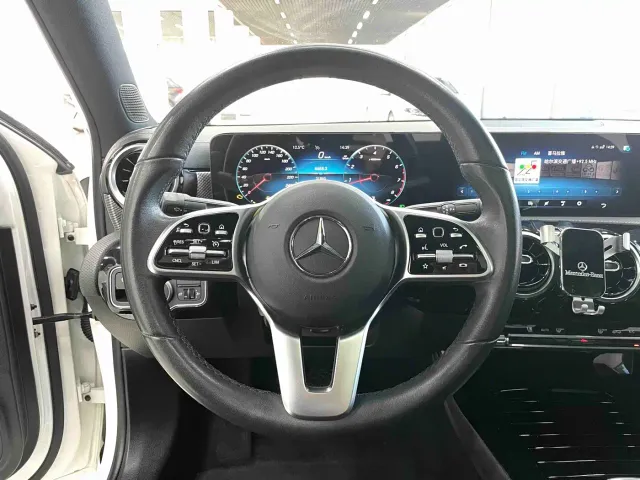 Mercedes-Benz A-Class — Фото автомобиля 4