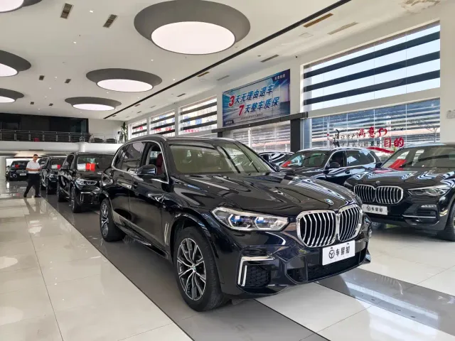 BMW X5 — Фото автомобиля 3