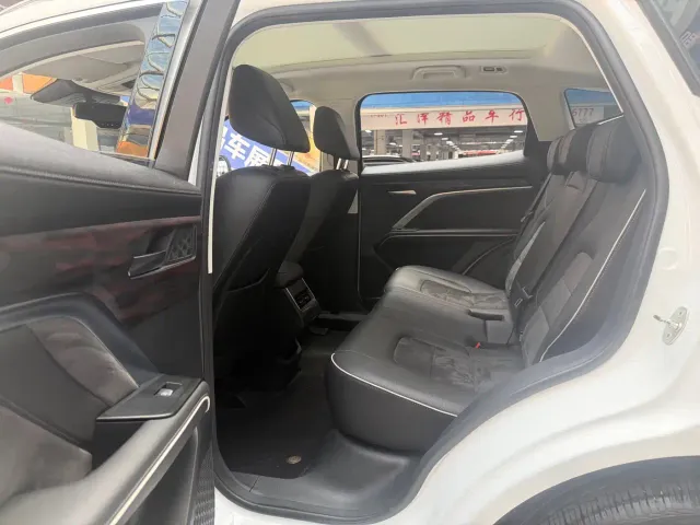 Haval H6 — Фото автомобиля 9