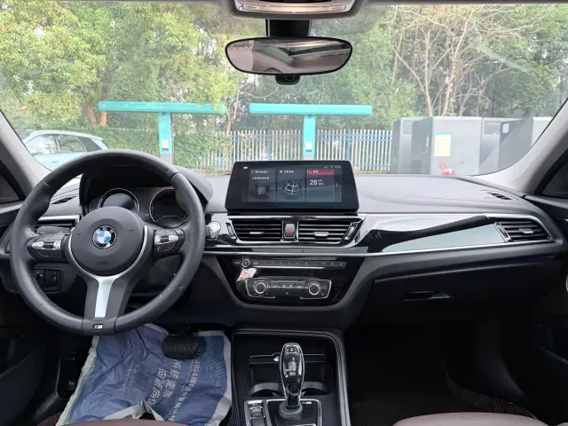 BMW 1 Series — Фото автомобиля 8