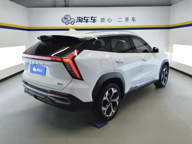 Geely Boyue L — Фото автомобиля 3