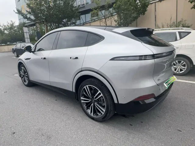 Xpeng G6 — Фото автомобиля 7