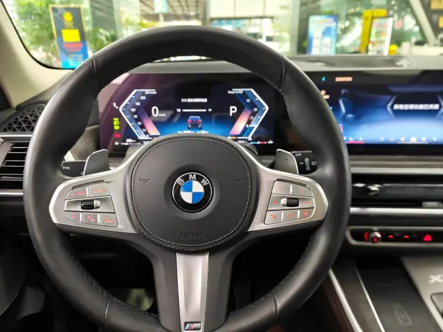 BMW X5 — Фото автомобиля 10
