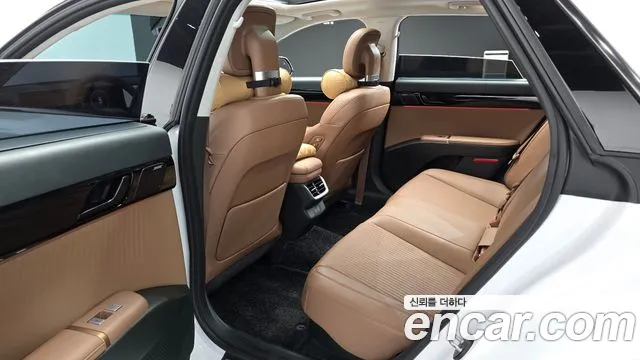 Hyundai Grandeur GN7 — Фото автомобиля 11