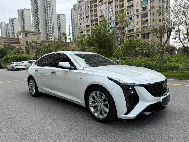 Cadillac CT5 — Фото автомобиля 3