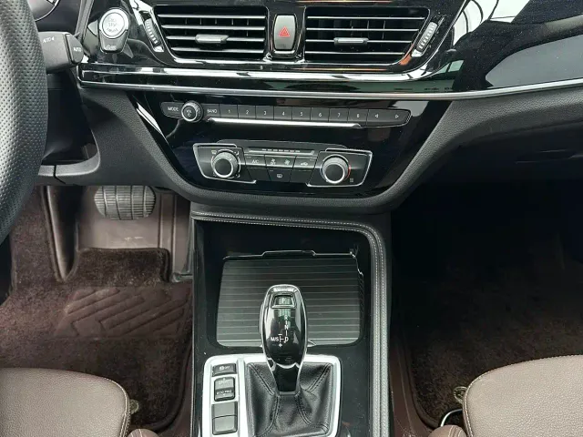 BMW 1 Series — Фото автомобиля 15